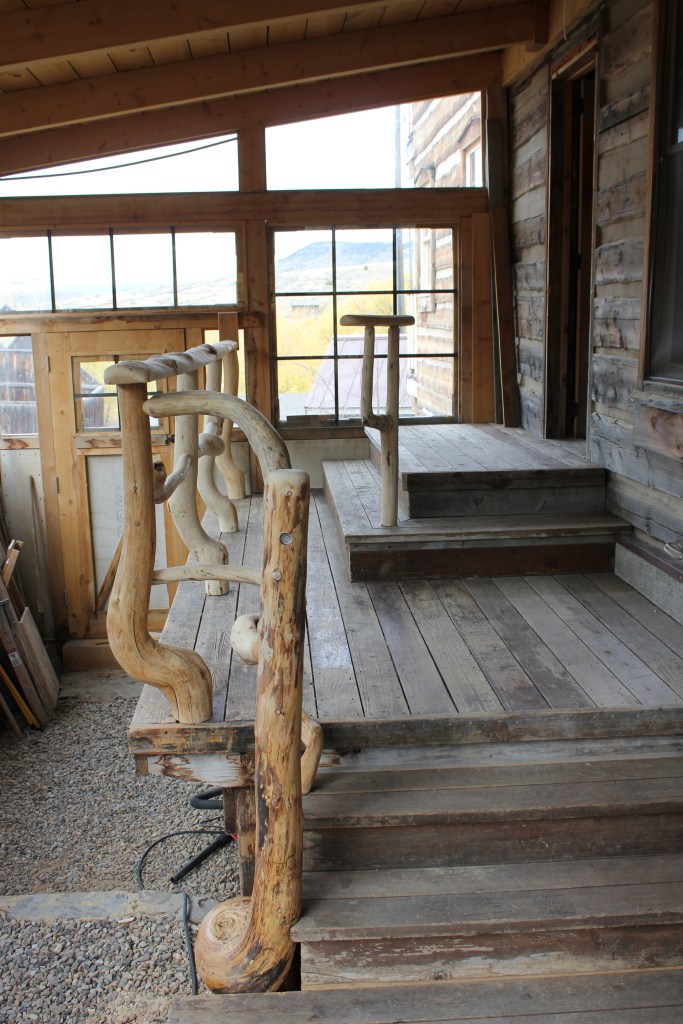 2-greenhouse-deck-railings-2